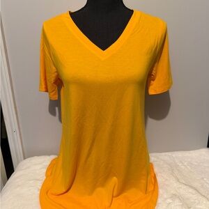 Zenana Outfitters Sunny Yellow V-Neck Tee